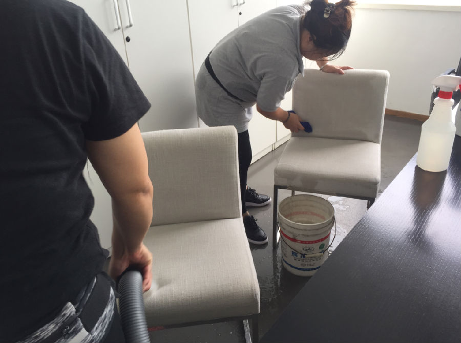 普格县沙发清洗案例